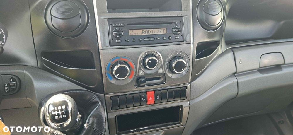 Iveco 35C13, 35C14, 35C15, 35C16, 35C17 - 9
