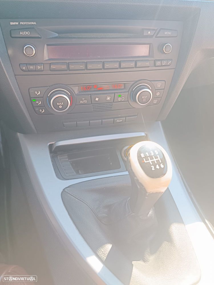 BMW 320 d - 1