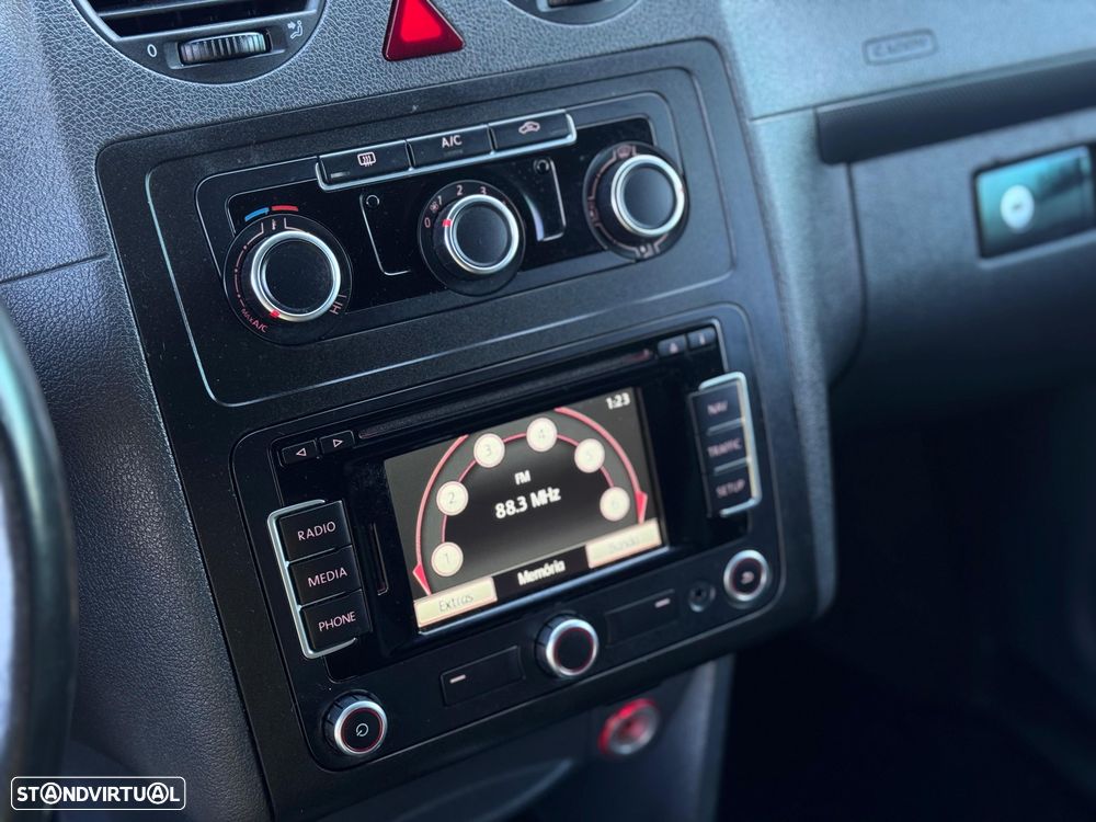 VW Caddy 1.6tdi DSG AC - 11