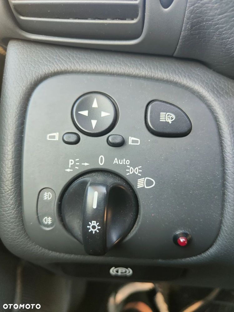 Mercedes-Benz Klasa C - 30