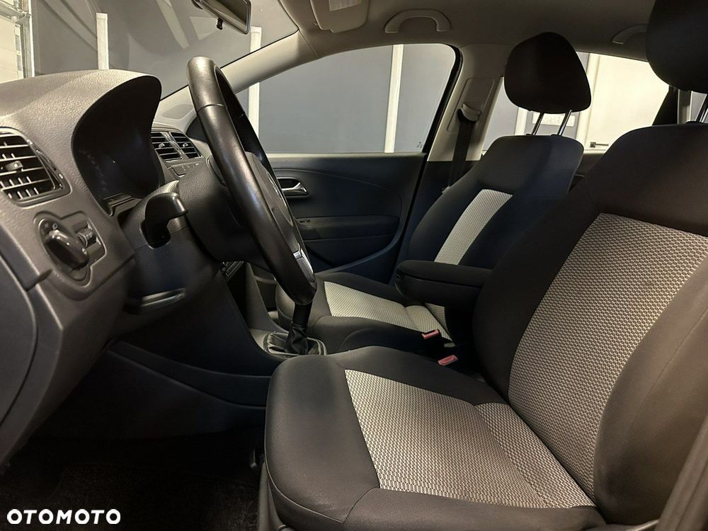 Volkswagen Polo - 6