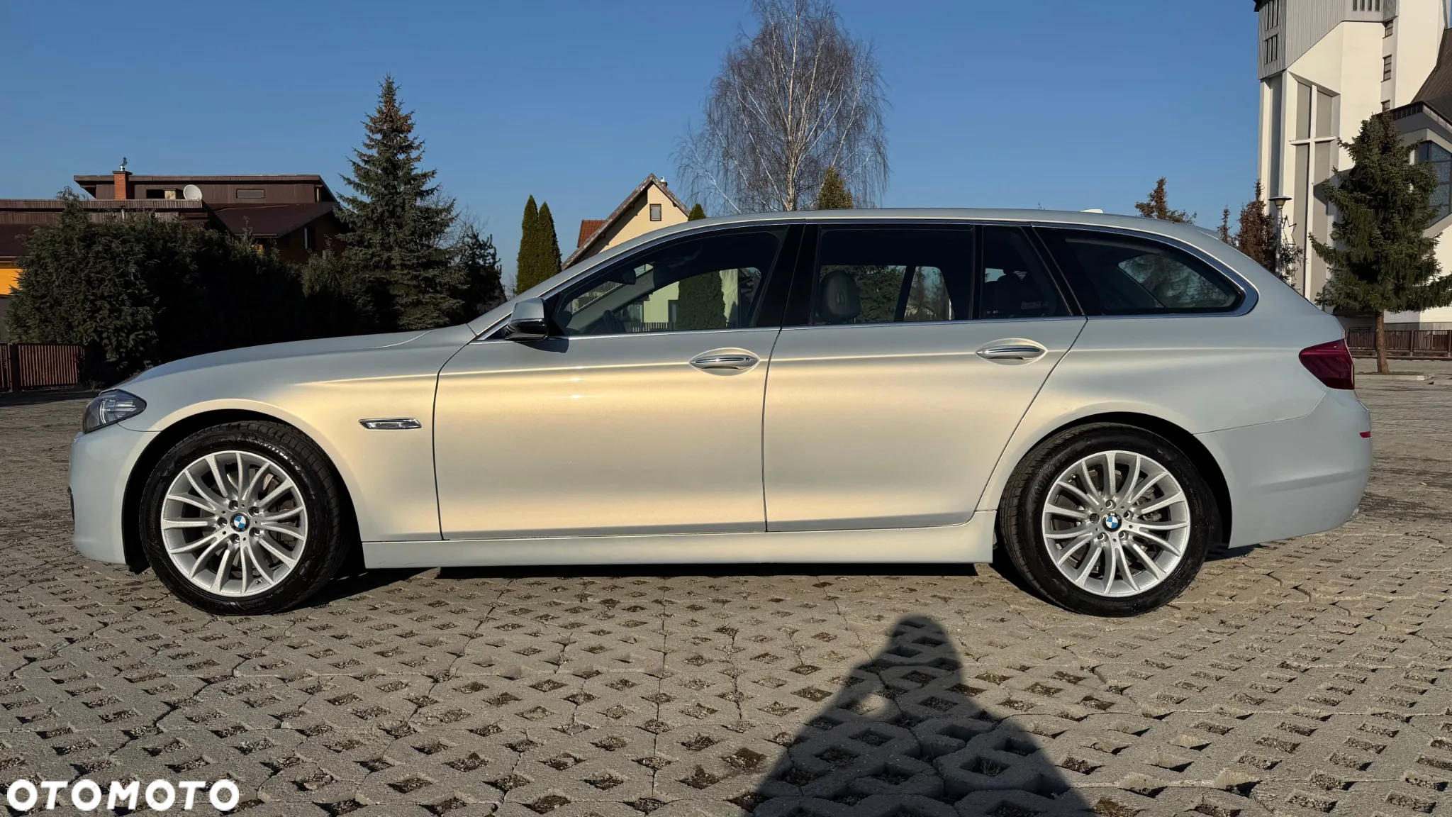 BMW Seria 5 525d xDrive Touring Luxury Line - 14
