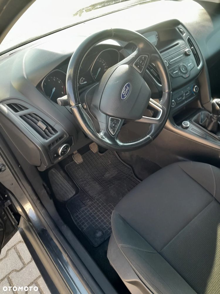 Ford Focus - 7