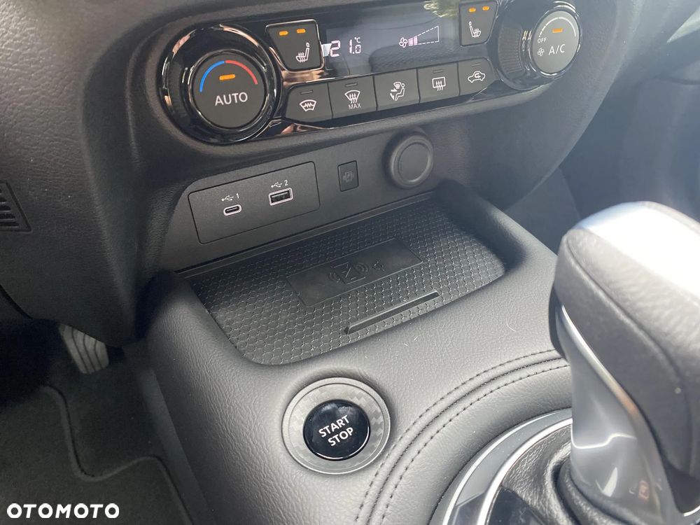 Nissan Juke 1.6 Hybrid N-Connecta AMT - 19