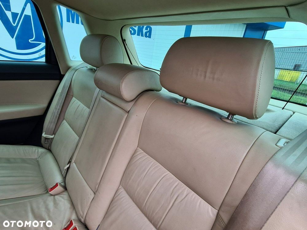 Volkswagen Polo 1.4 16V Highline - 18