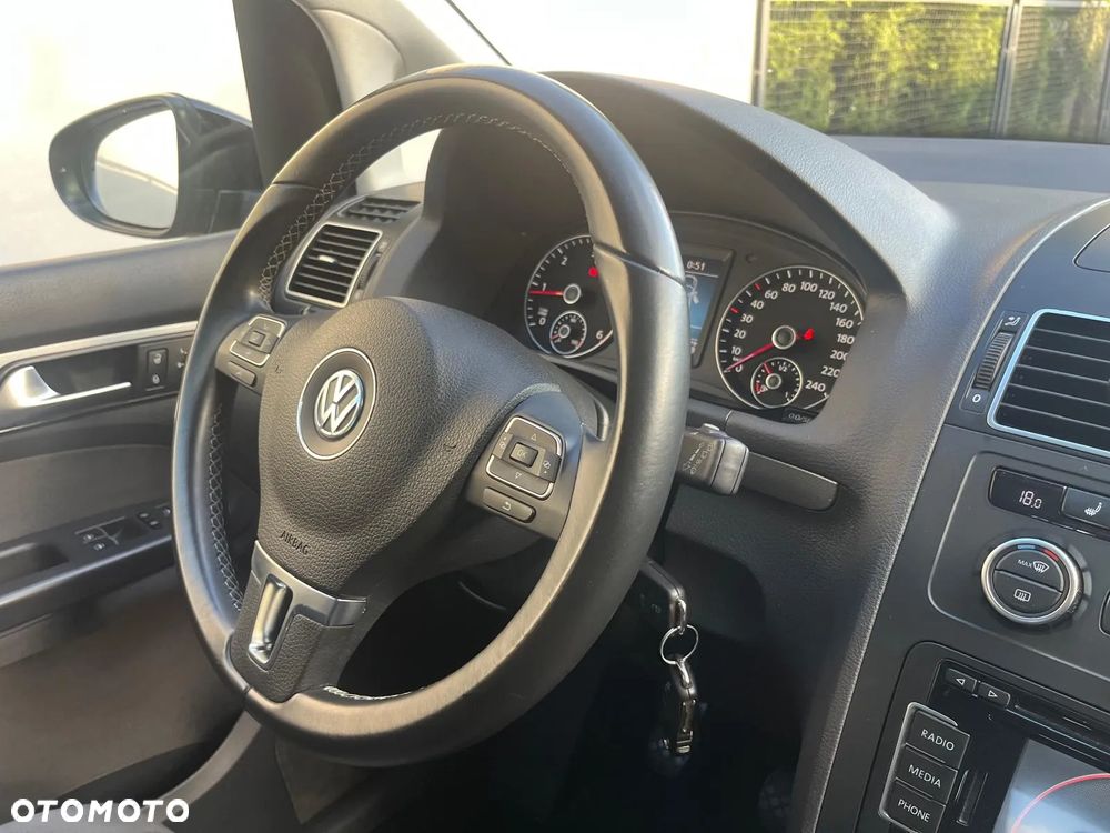 Volkswagen Touran 1.6 TDI DPF MATCH - 13