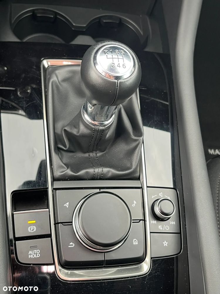 Mazda 3 SKYACTIV-X 2.0 M-Hybrid - 22