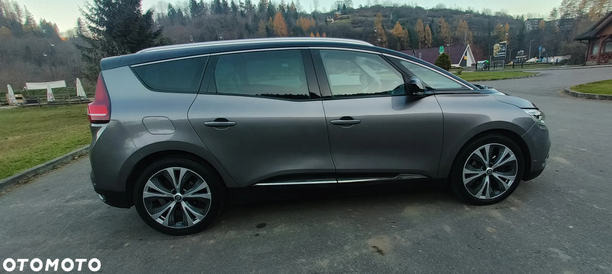 Renault Scenic 1.5 dCi Dynamique EDC - 10