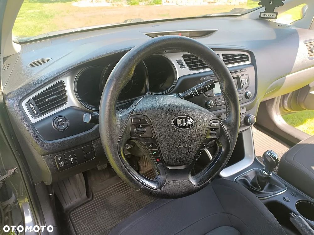 Kia Ceed 1.6 CRDi M - 8