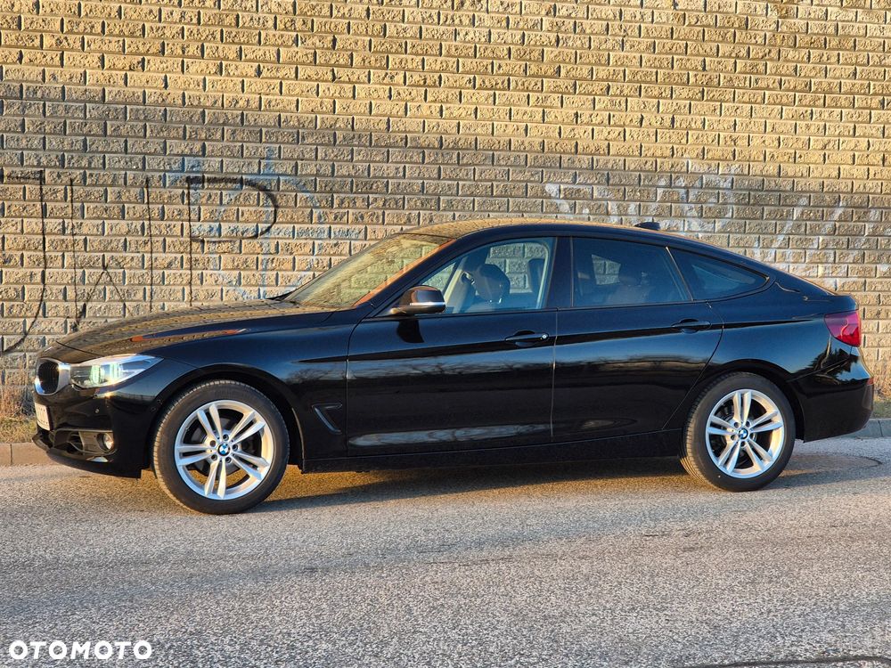 BMW 3GT 320i GPF xDrive - 13