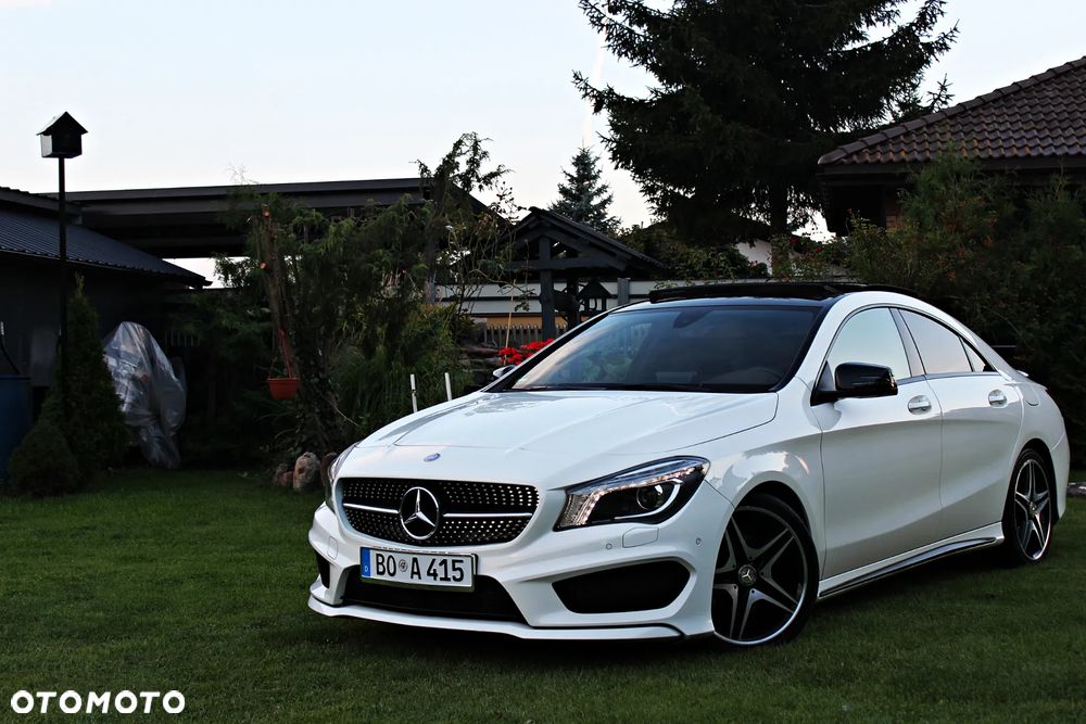 Mercedes-Benz CLA 200 7G-DCT AMG Line - 1