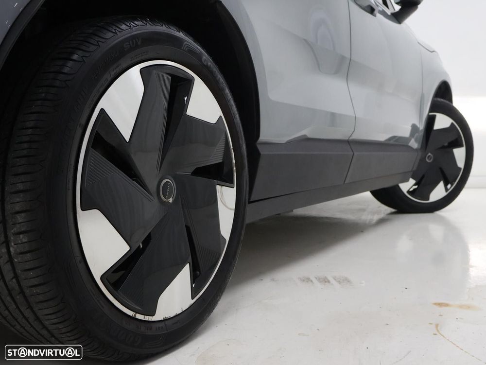 Volvo EX30 69 kWh Single Motor Extended Range Plus - 10