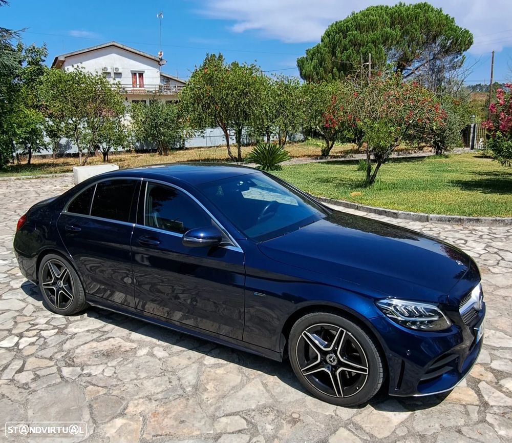 Mercedes-Benz C 300 e AMG Line - 3