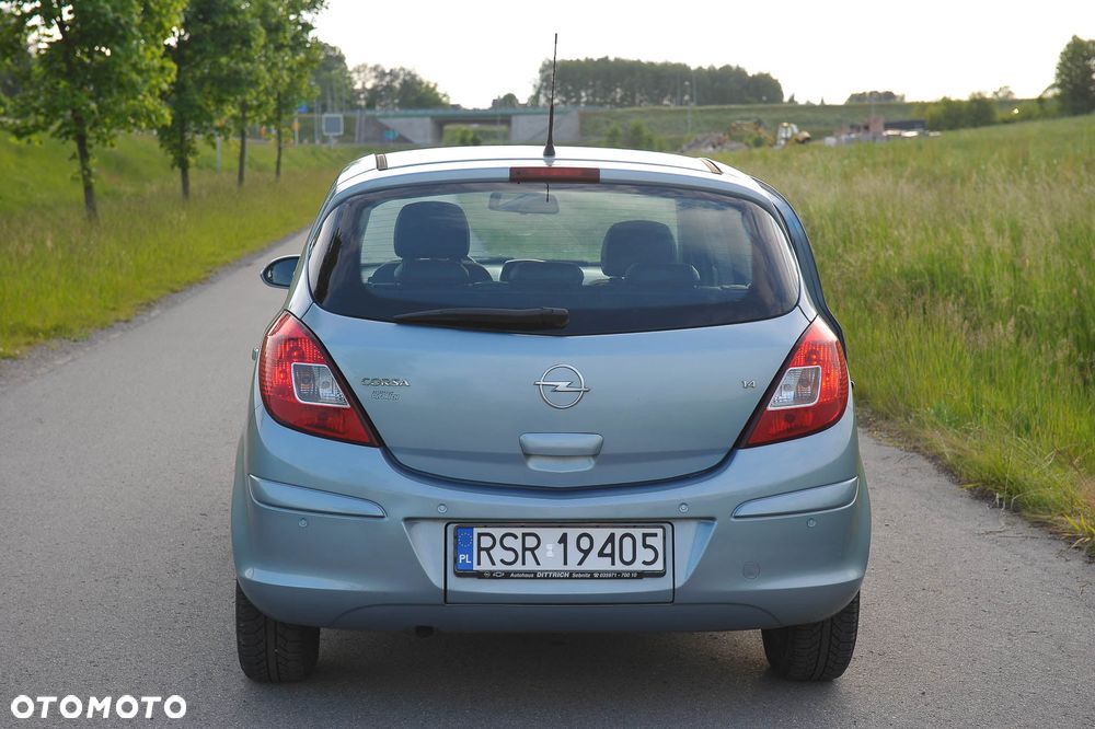 Opel Corsa 1.4 16V Edition - 3