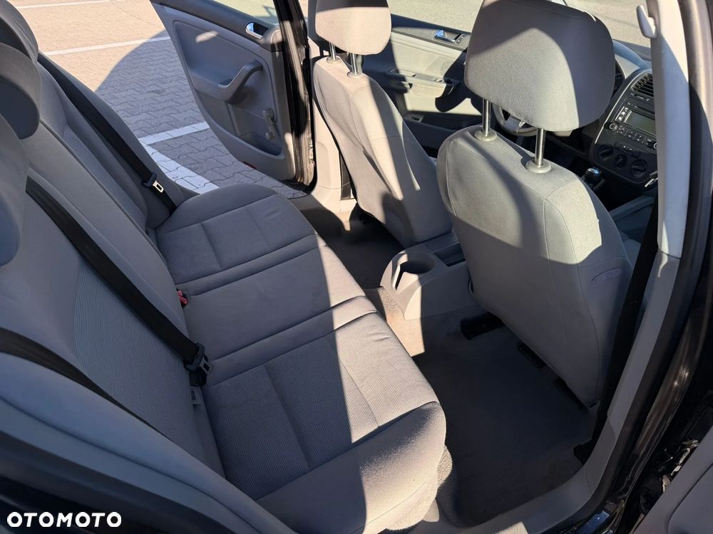 Volkswagen Golf V 1.9 TDI Trendline - 15