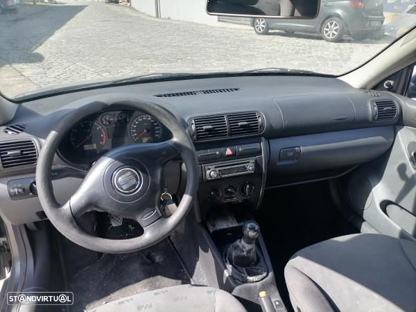 Para Peças Seat Leon (1M1) - 9