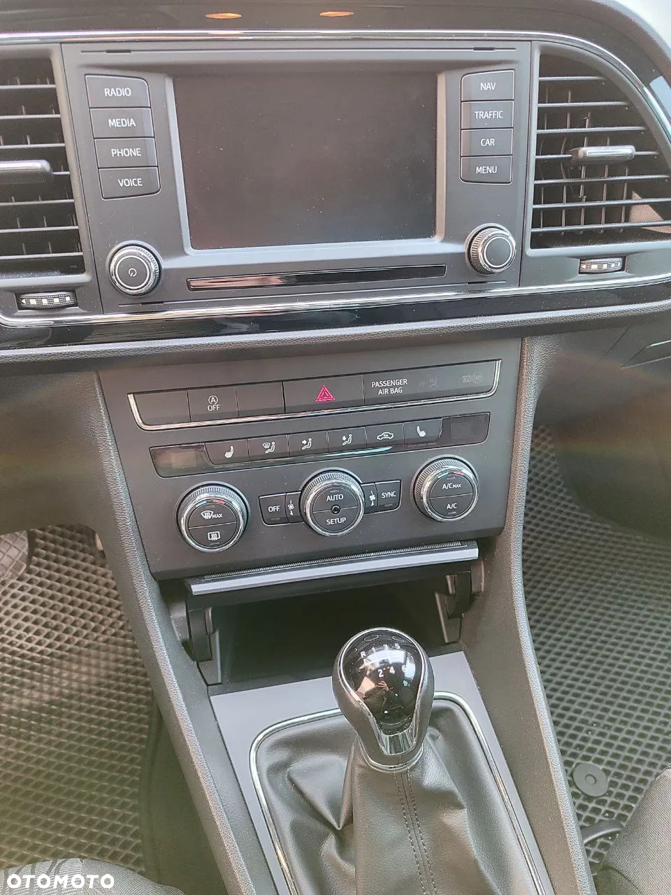 Seat Leon 2.0 TDI DPF Start&Stop Style - 11