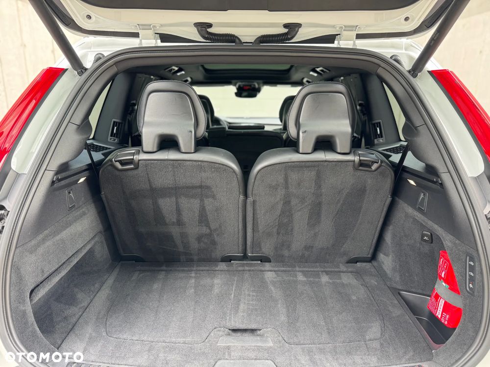 Volvo XC 90 - 24