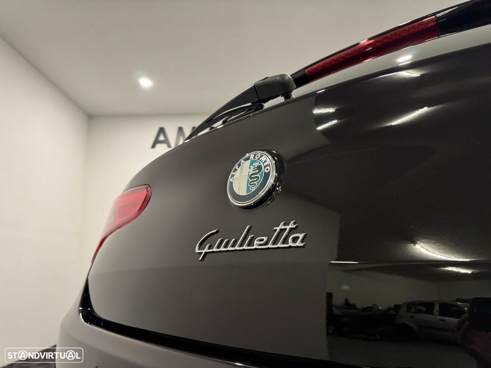Alfa Romeo Giulietta 1.6 JTDm Distinctive - 22