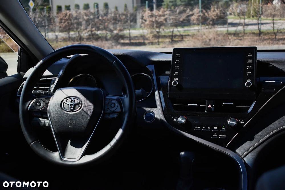 Toyota Camry 2.5 Hybrid Comfort CVT - 18