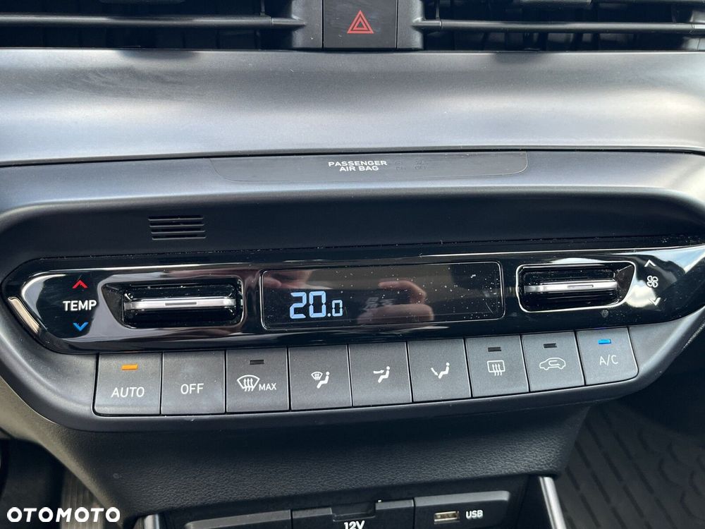 Hyundai i20 - 25