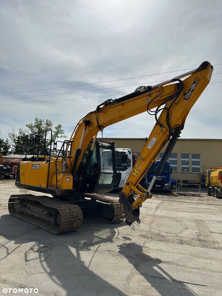 JCB JS 130 LC+ - 4