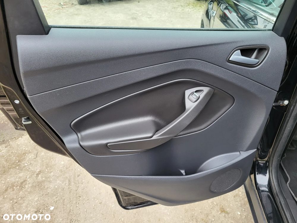 Ford Kuga 2.0 TDCi 4x4 Business Edition - 22