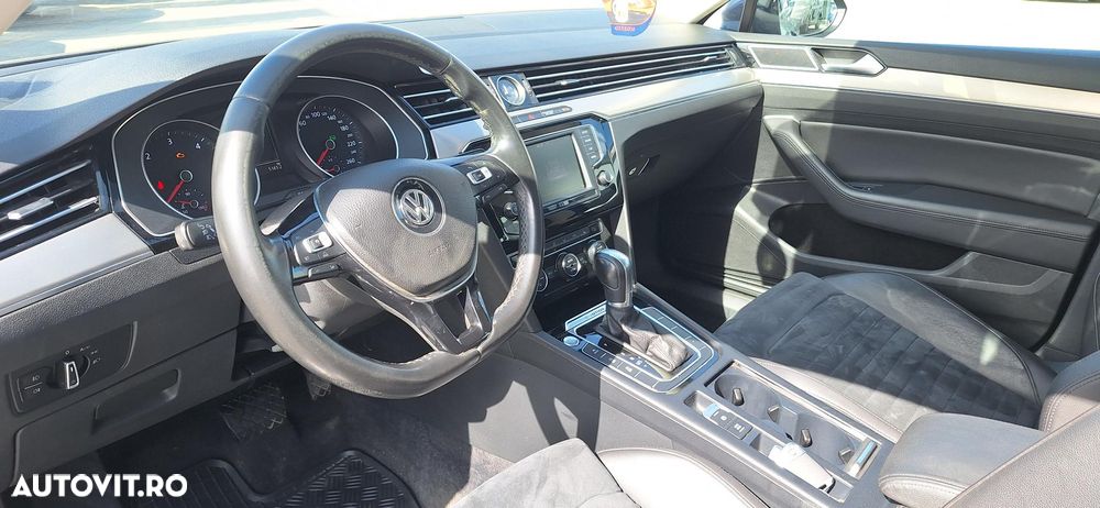 Volkswagen Passat - 9