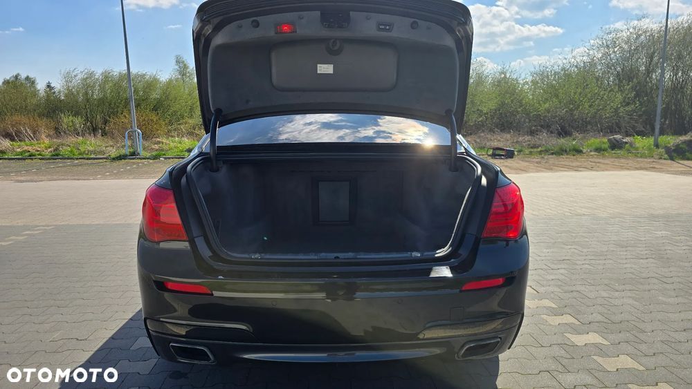 BMW Seria 7 740d xDrive - 20