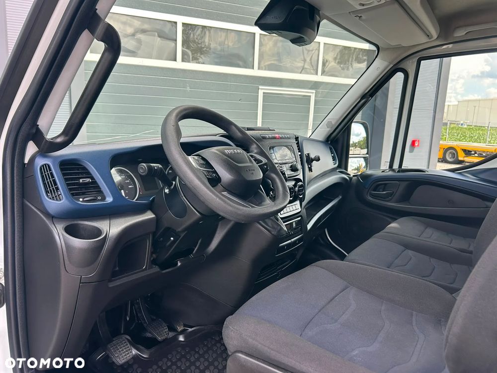 Iveco Daily 35C18 3.0 HPI Kontener 9 palet + winda 1000kg + drzwi boczne **KLIMA**Serwis**Sprowadzony**2020R** - 11