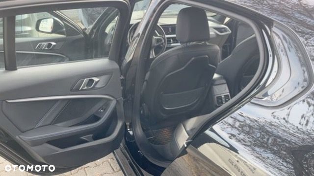 BMW Seria 1 118i M Sport Shadow - 20