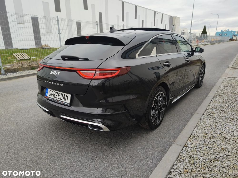 Kia ProCeed 1.5 T-GDI GT Line - 4