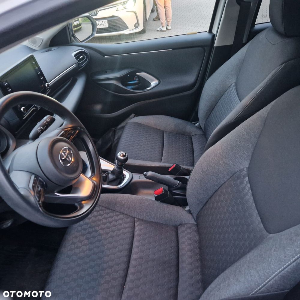 Toyota Yaris 1.5 Comfort - 2