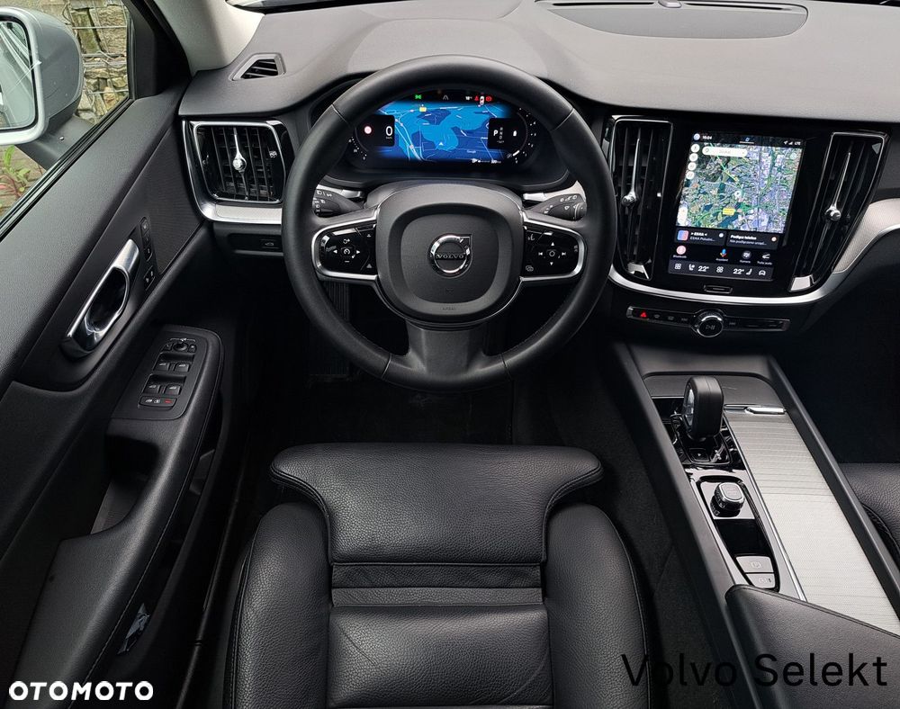 Volvo V60 Cross Country - 14