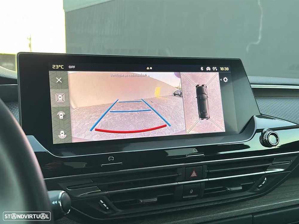 Citroën C5 X 1.6 Hybrid Shine e-EAT8 — fotografia 16