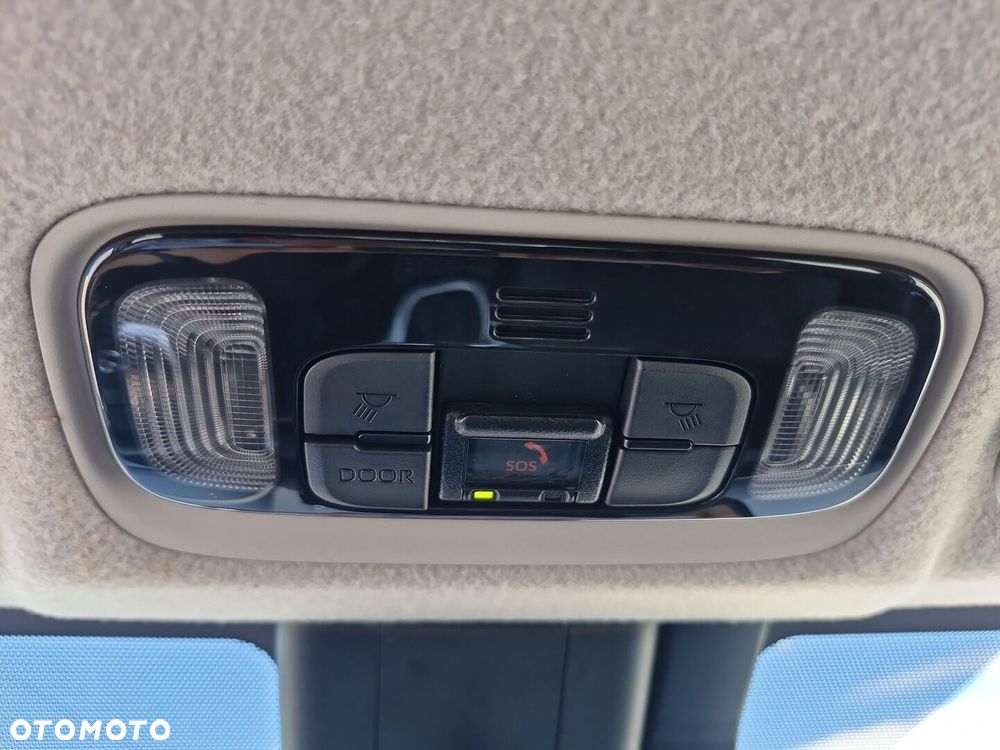 Toyota Yaris Hybrid 1.5 Comfort - 24
