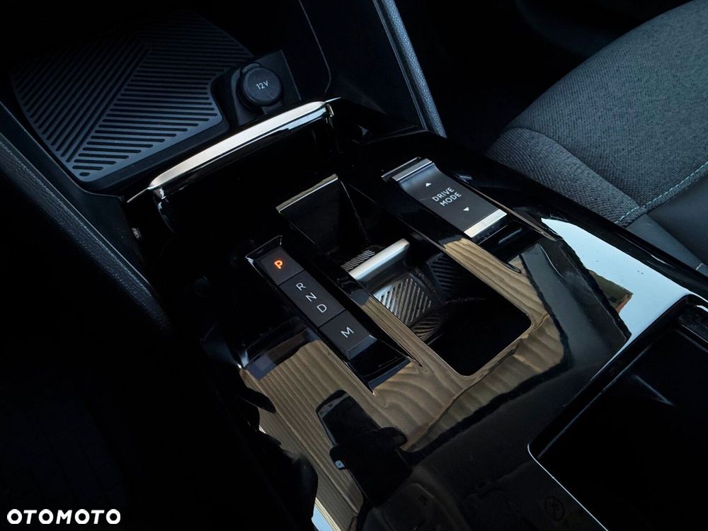 Citroën C4X 1.2 PureTech Shine S&S EAT8 - 25