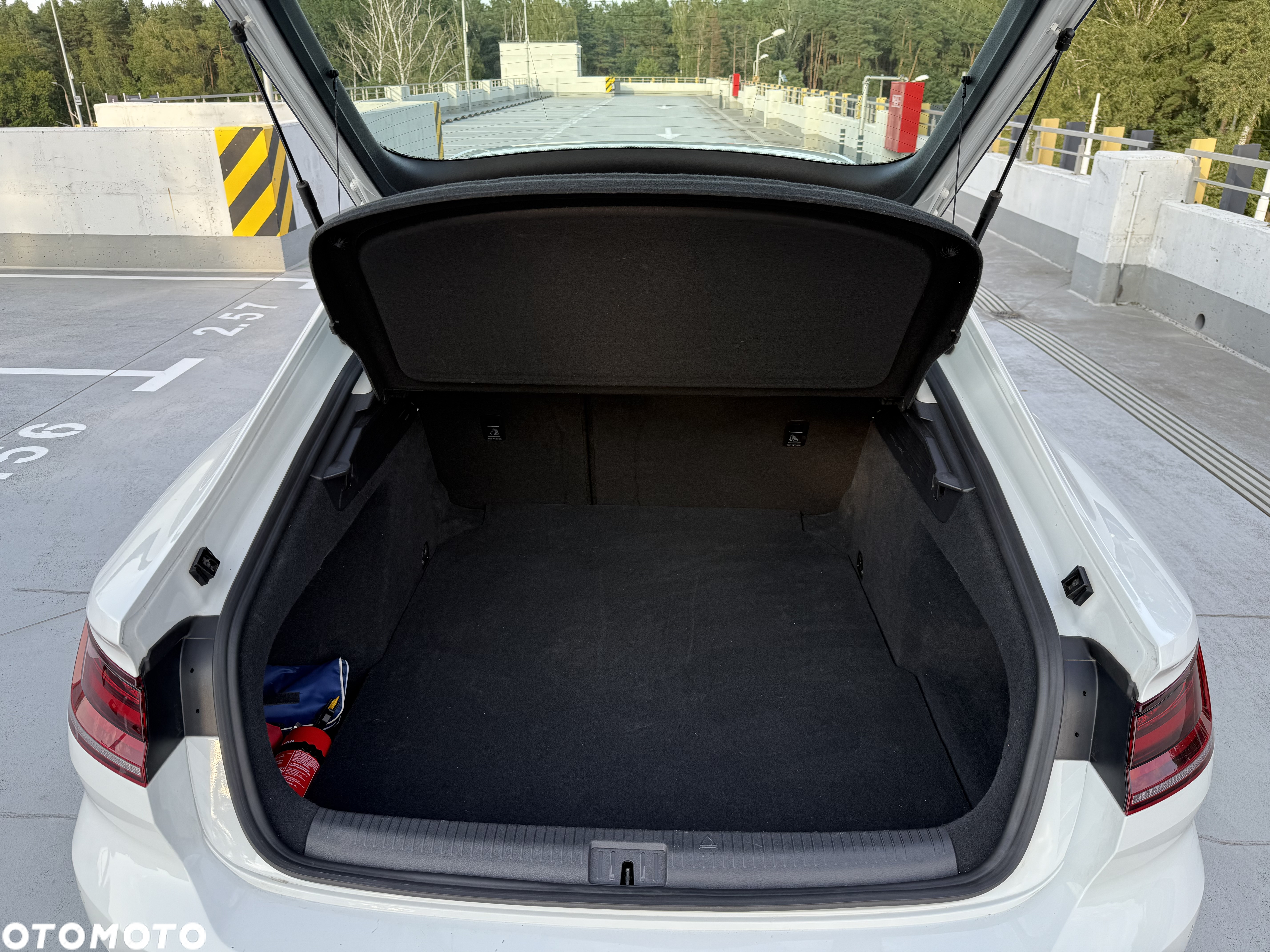 Volkswagen Arteon 2.0 TDI SCR Essence DSG - 26