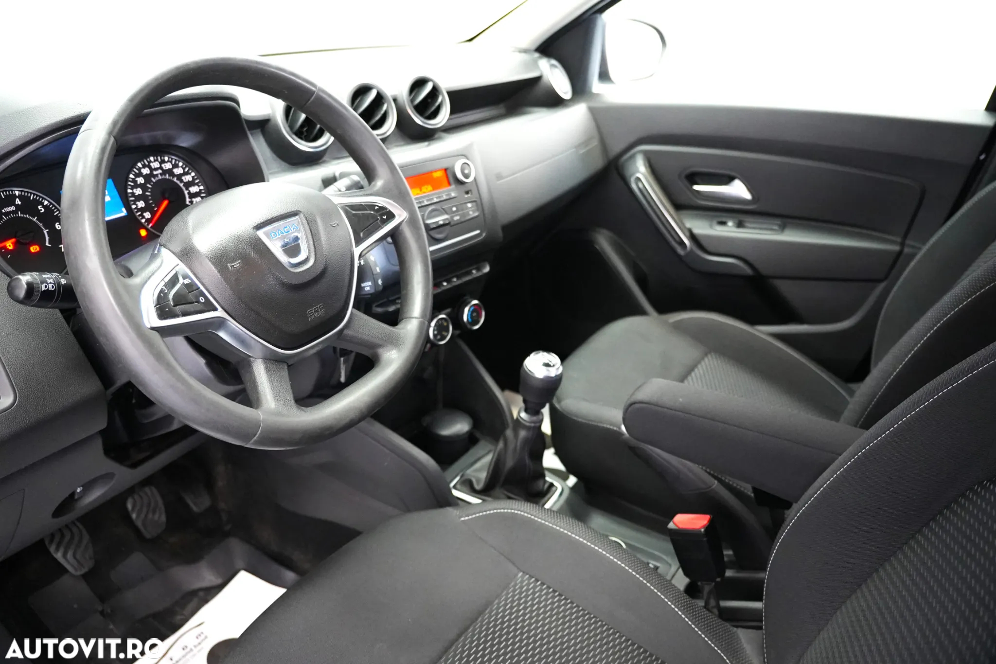Dacia Duster 1.5 Blue dCi 4WD Comfort - 8