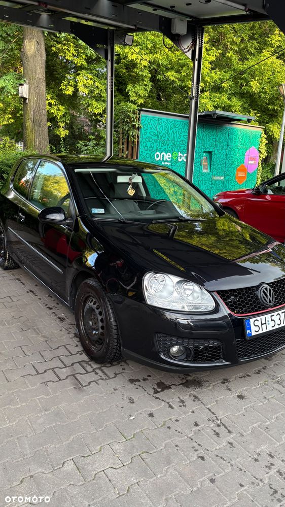 Volkswagen Golf - 2