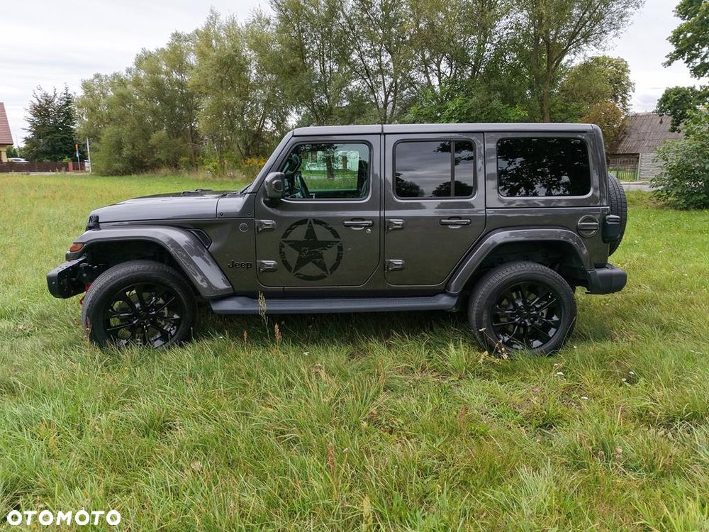 Jeep Wrangler - 11