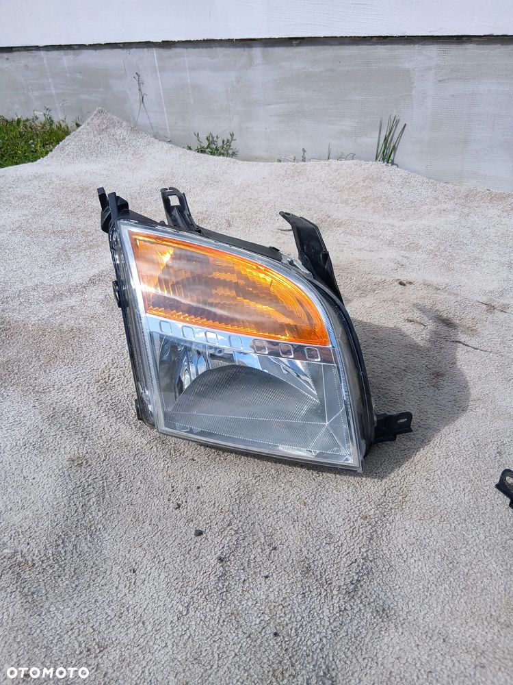 LAMPA PRZEDNIA LEWA I PRAWA FORD FUSION I LIFT EUROPA - 2