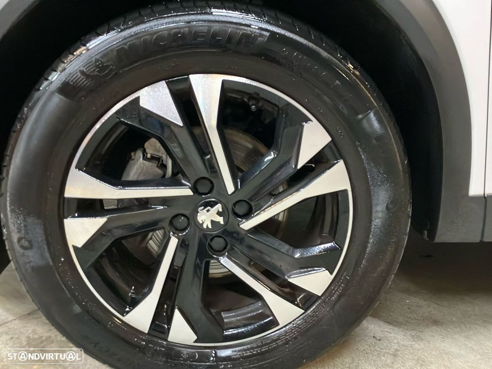 Peugeot 2008 1.2 PureTech GT - 9