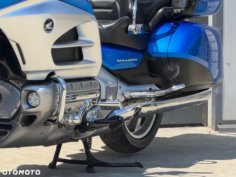 Honda GL - 28