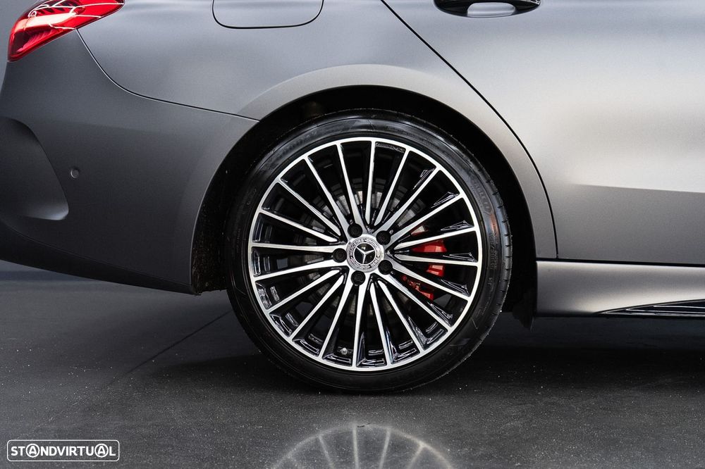Mercedes-Benz C 300 Station d 9G-TRONIC AMG Line - 13