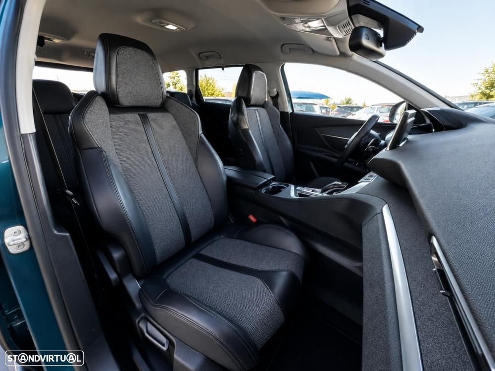 Peugeot 5008 1.5 BlueHDi Allure EAT8 - 4