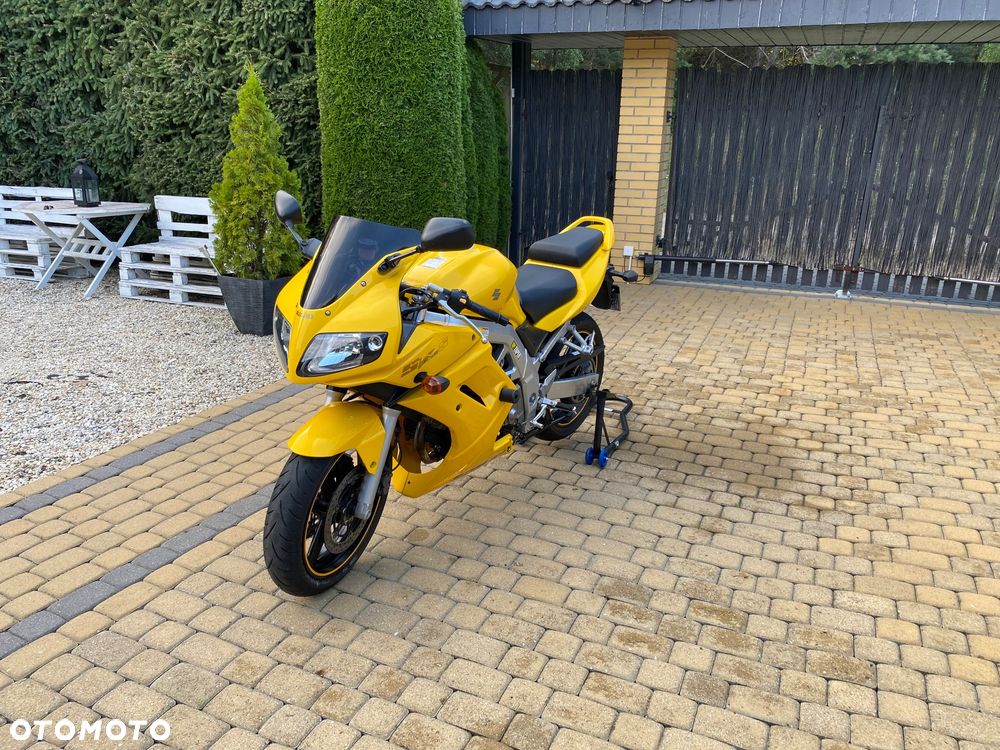 Suzuki SV - 9