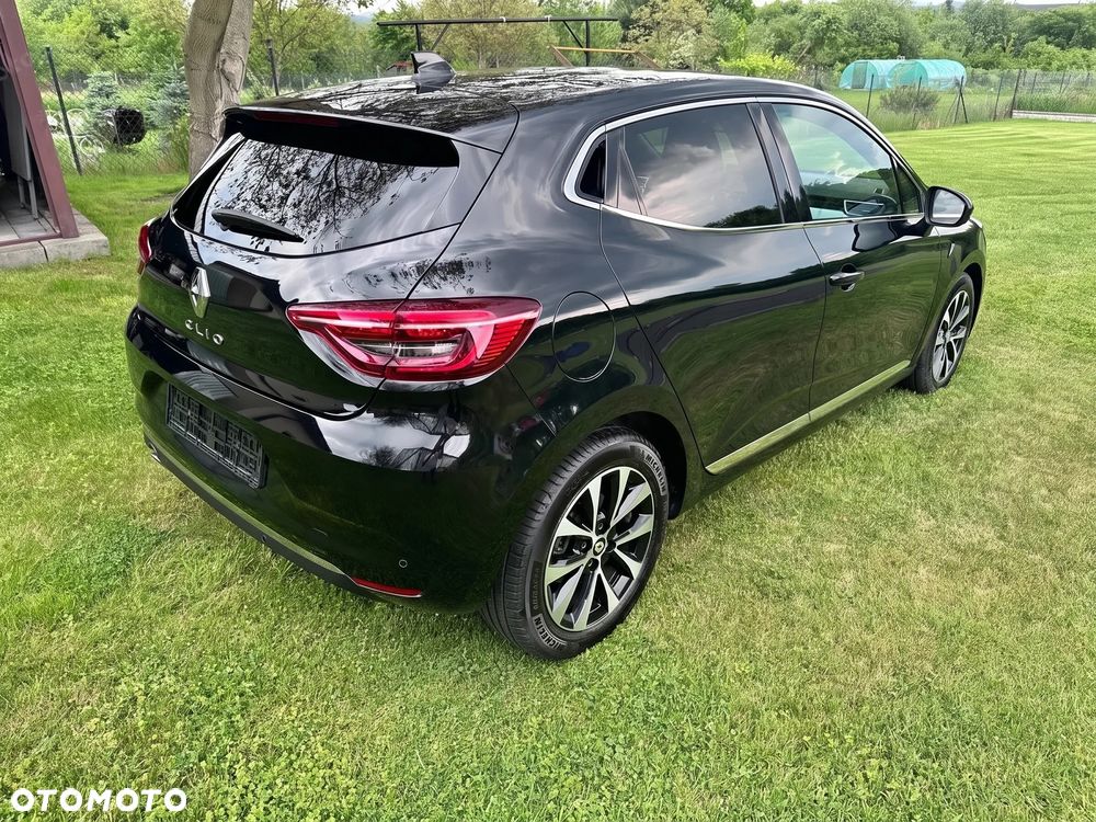 Renault Clio - 11