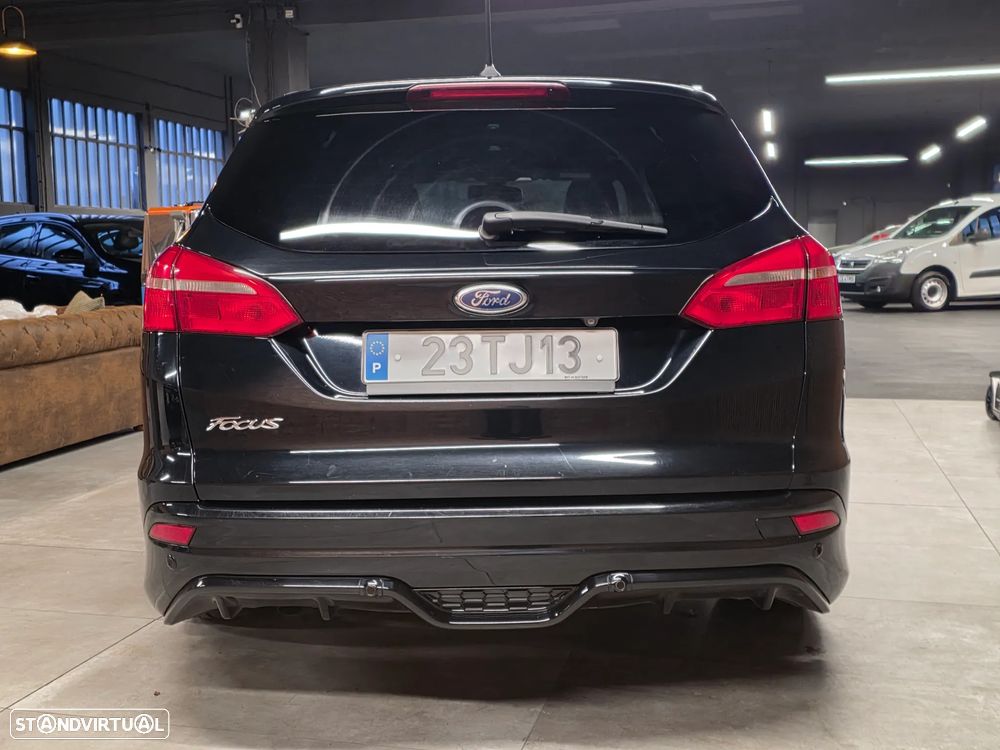 Ford Focus SW 1.5 TDCi ST-Line - 6