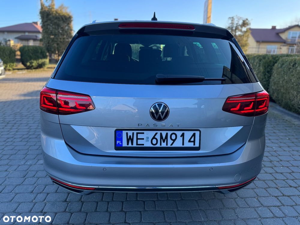 Volkswagen Passat Variant 2.0 TDI EVO Elegance DSG - 6